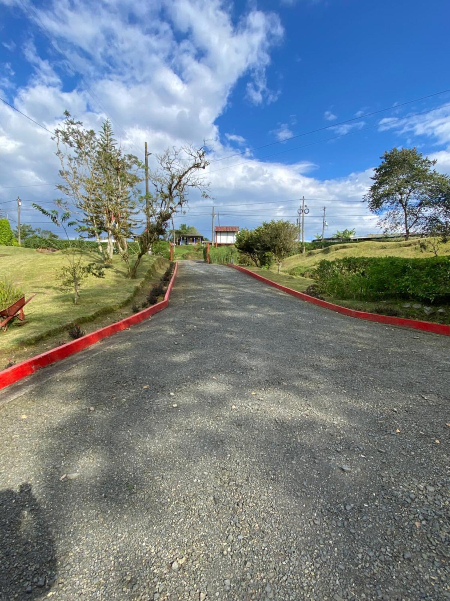 Finca La Toscana Hotel Pereira Exterior photo