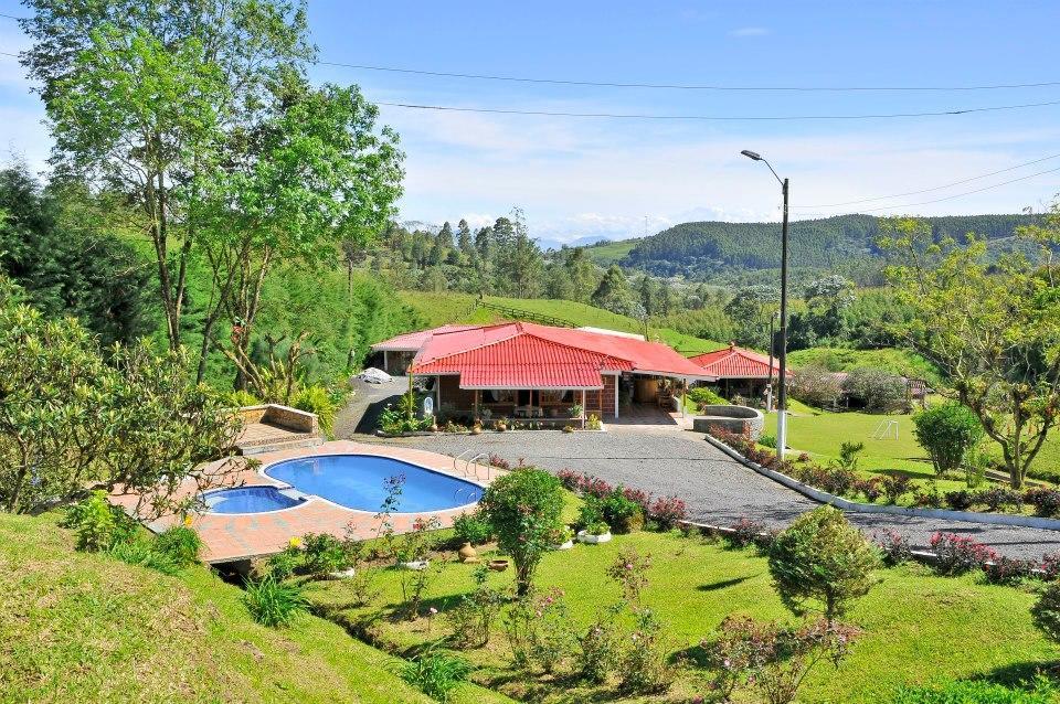 Finca La Toscana Hotel Pereira Exterior photo