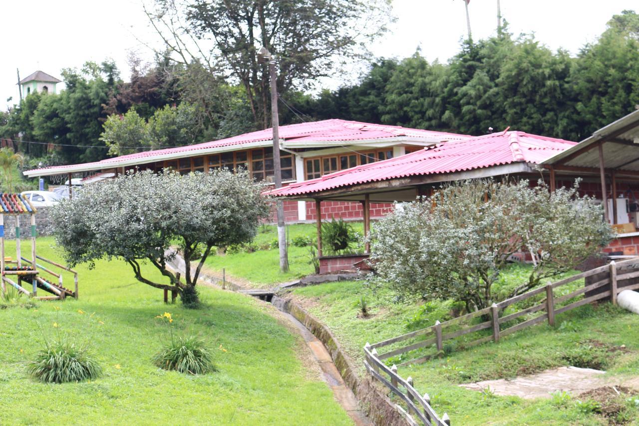 Finca La Toscana Hotel Pereira Exterior photo